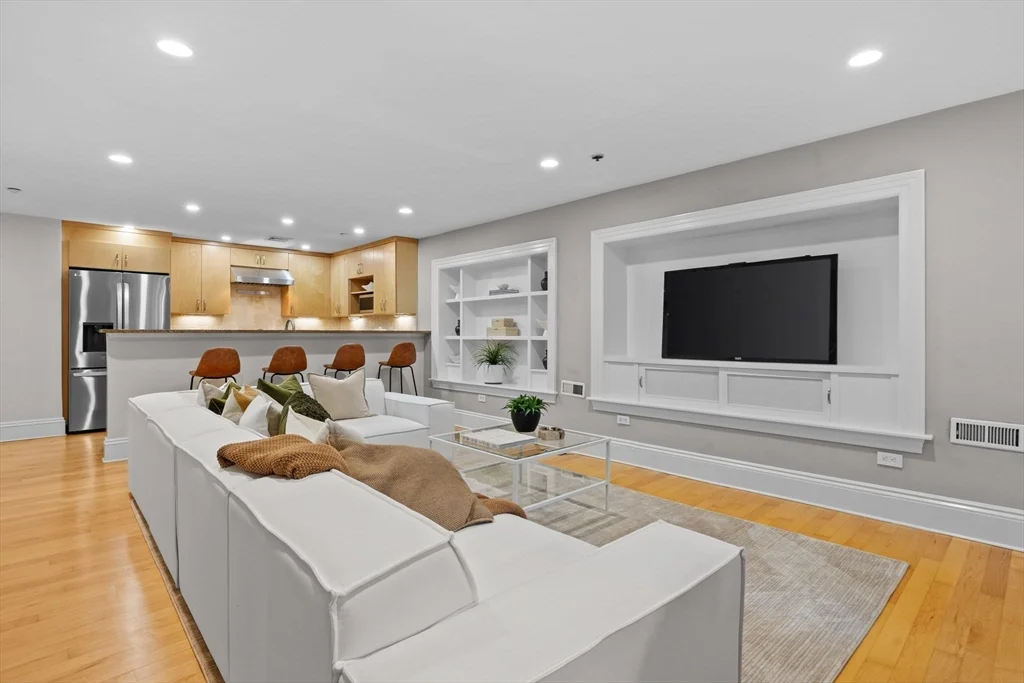 80 Worcester St, South End