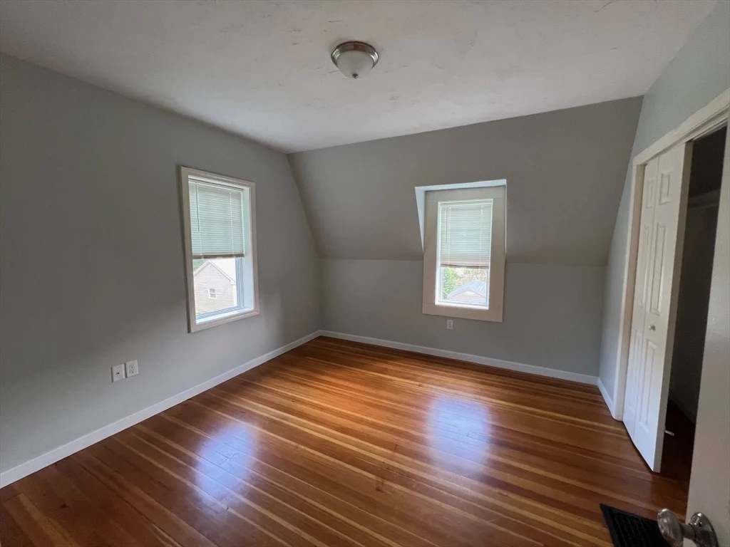 5 Tibbetts St, Natick