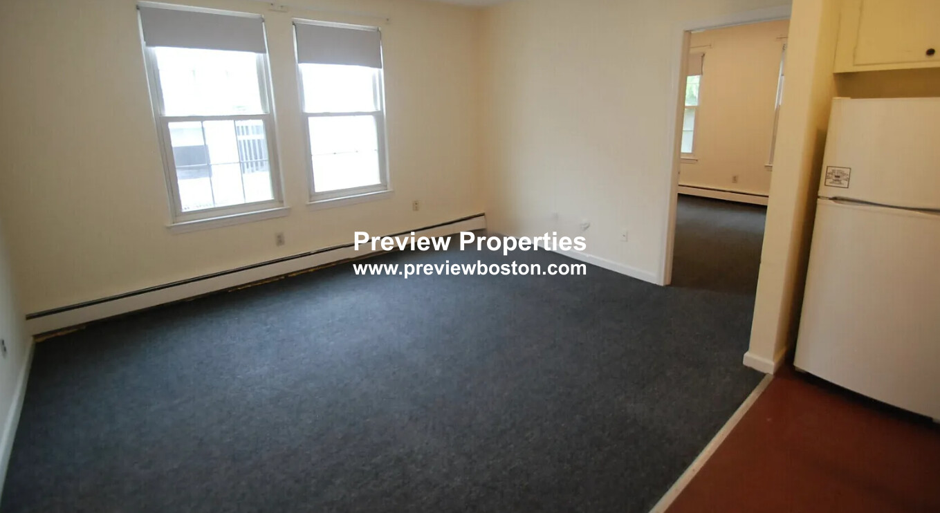 74 South Huntington Ave, Jamaica Plain