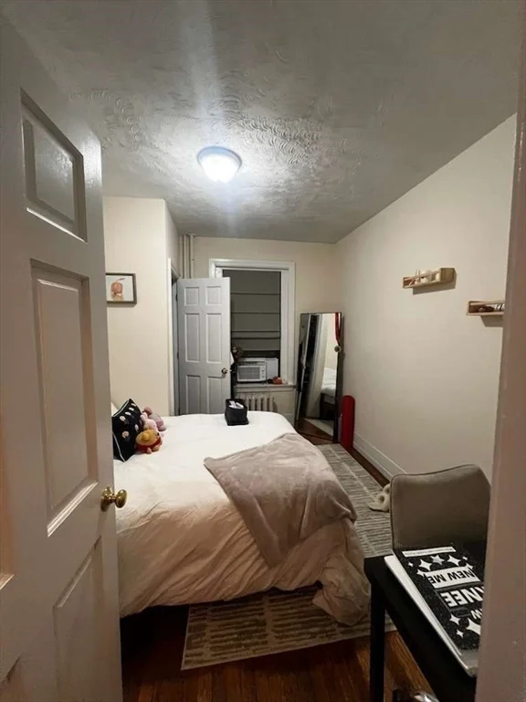 452 Park Dr, Fenway