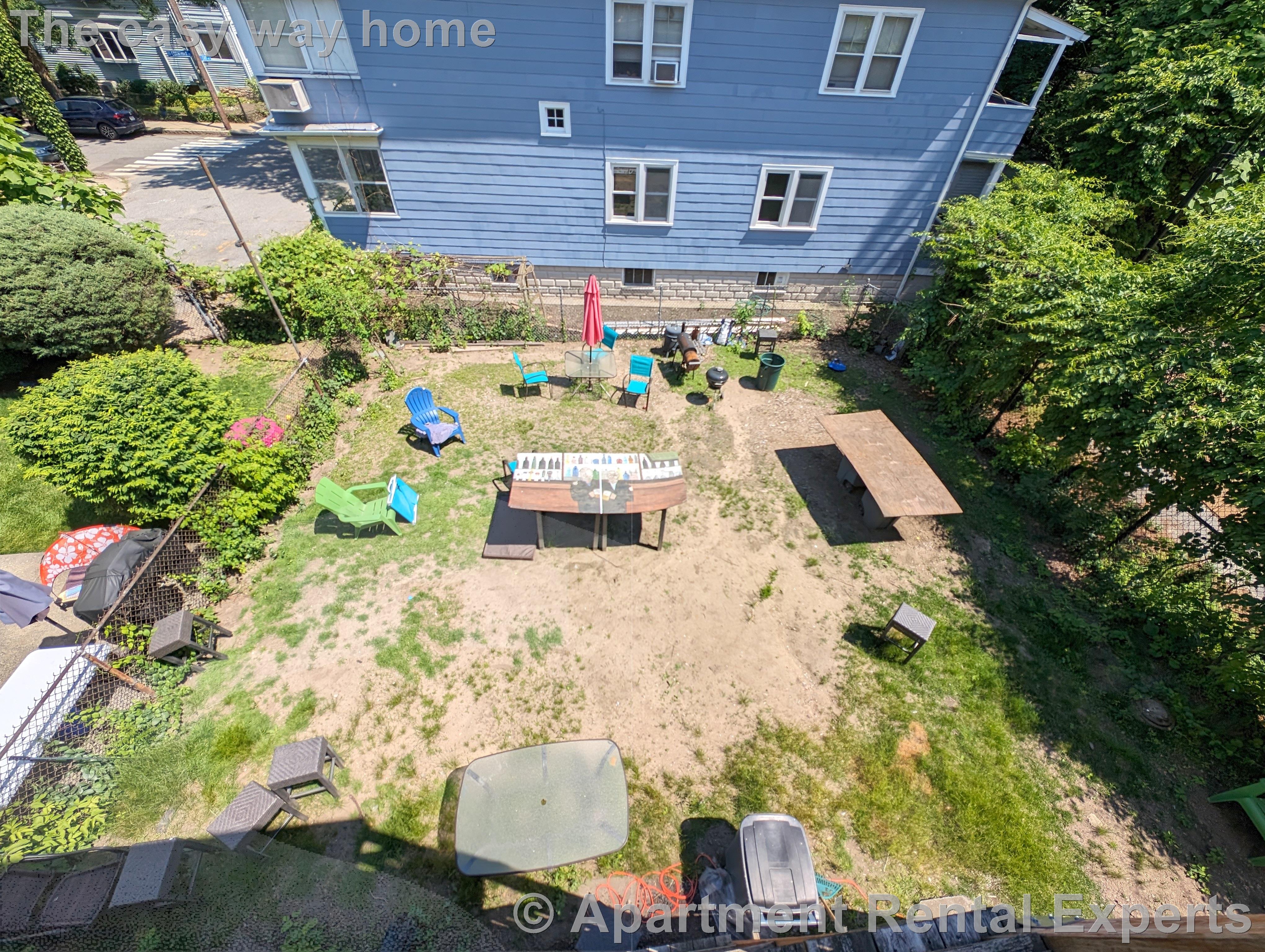 15 Paulina St, Davis Square