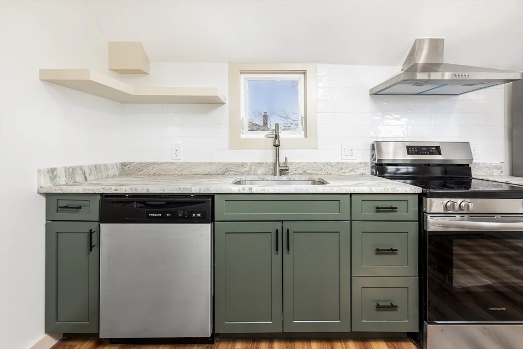 108 Washington St, Old Town