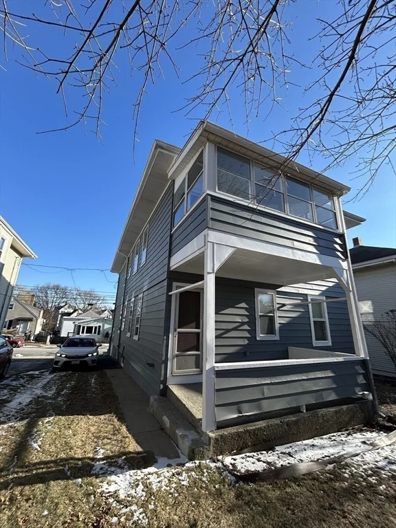 17 Oakland, Watertown