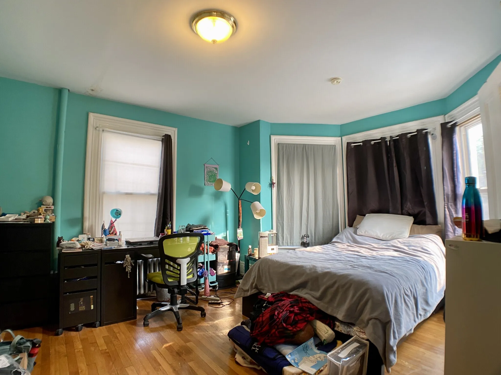 271 Highland Ave, Powder House Square