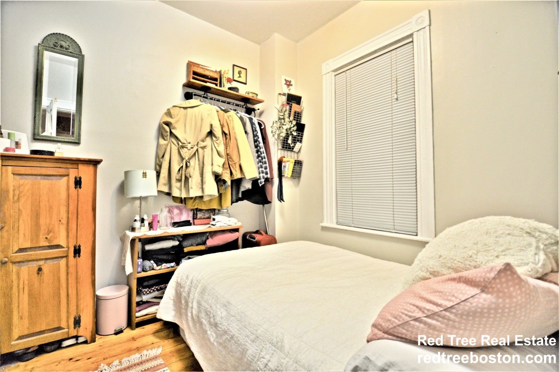 201 Hillside St, Mission Hill