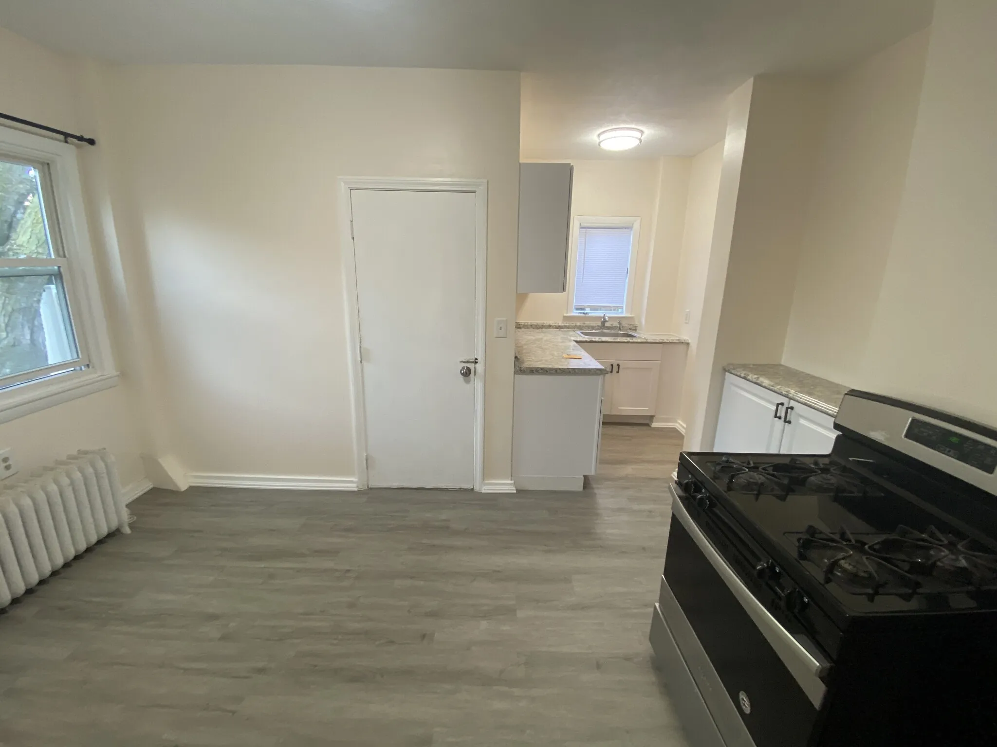 33 Everett Ave, East Somerville