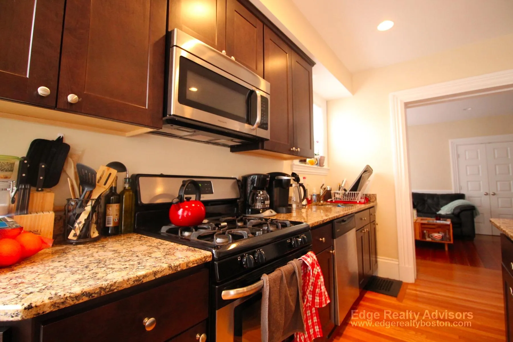27 Montcalm Ave, Brighton