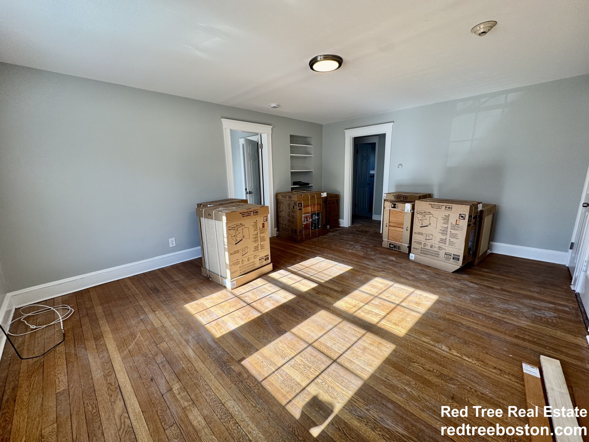 4907 Washington St, West Roxbury