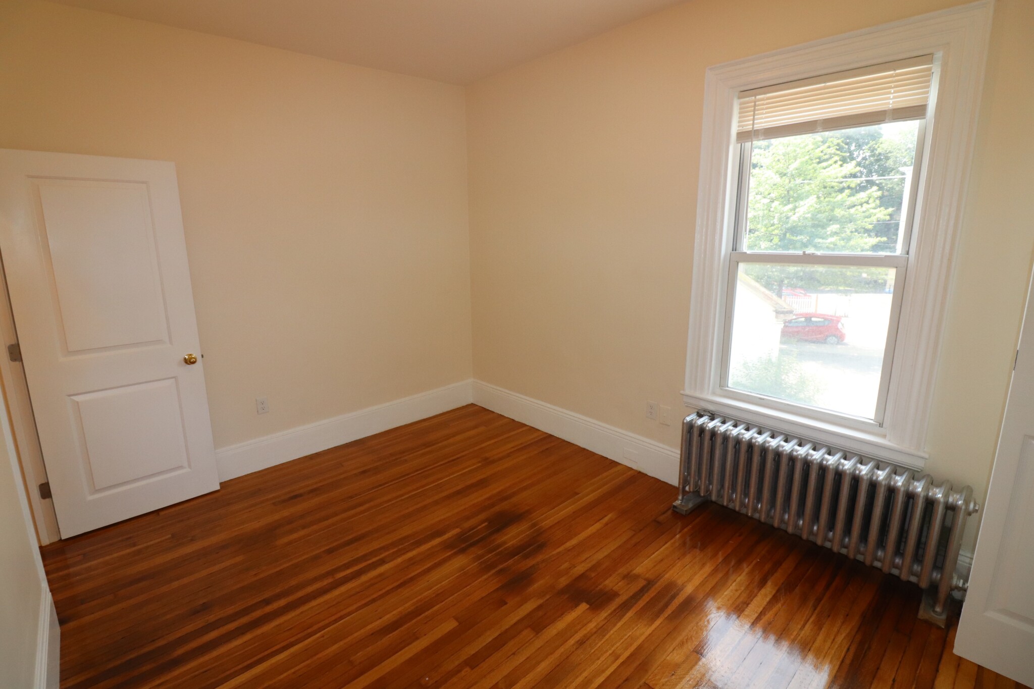 2572 Massachusetts Ave, North Cambridge