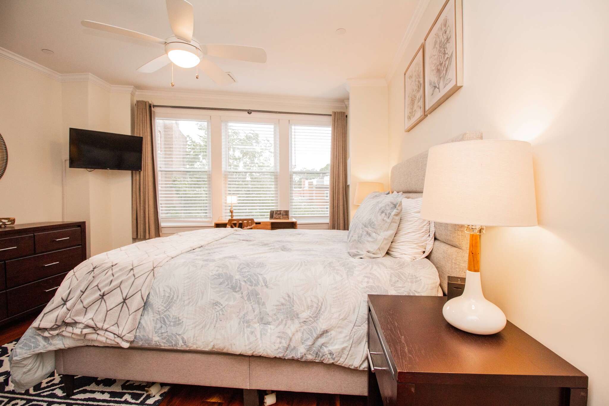 1008 Tremont St, Roxbury