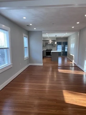 12 Park Pl, Arlington