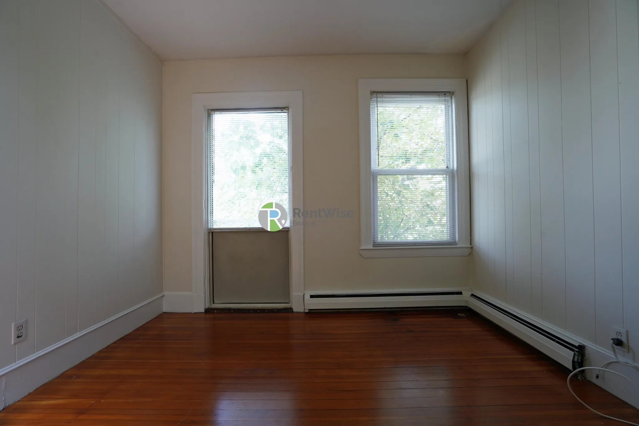 1 Ashford Ct, Allston