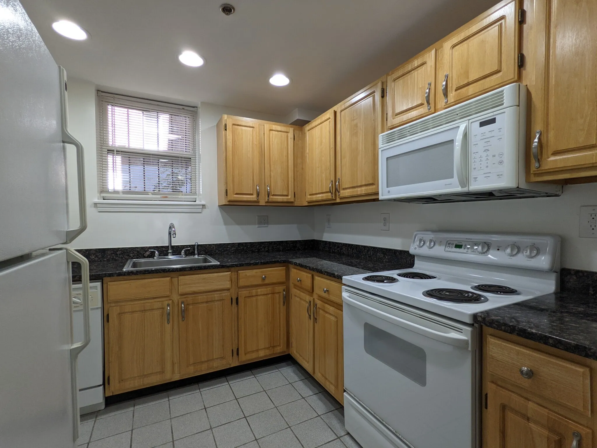 19 Queensberry St, Fenway