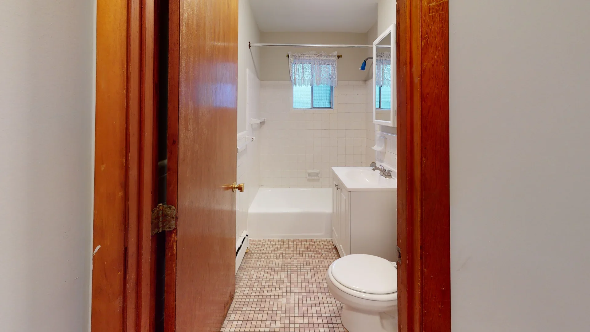 78-80 Harvard St, Banks Square