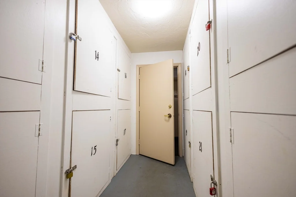 21 Erick Rd, Mansfield