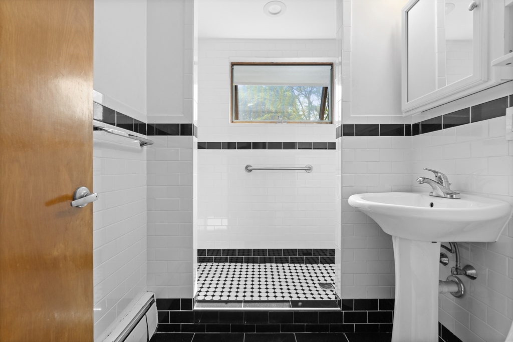 1800 Columbia Rd, South Boston