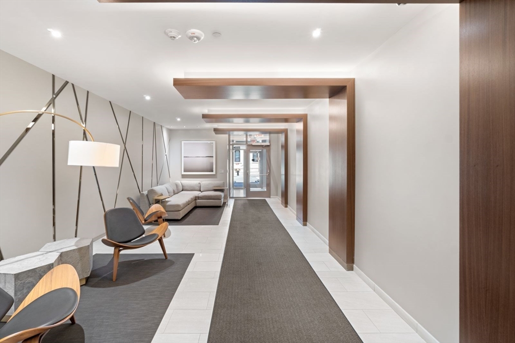 43 Westland Ave, Back Bay