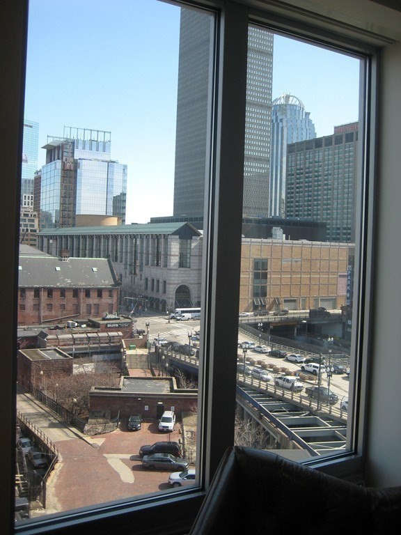 360 Newbury St, Back Bay