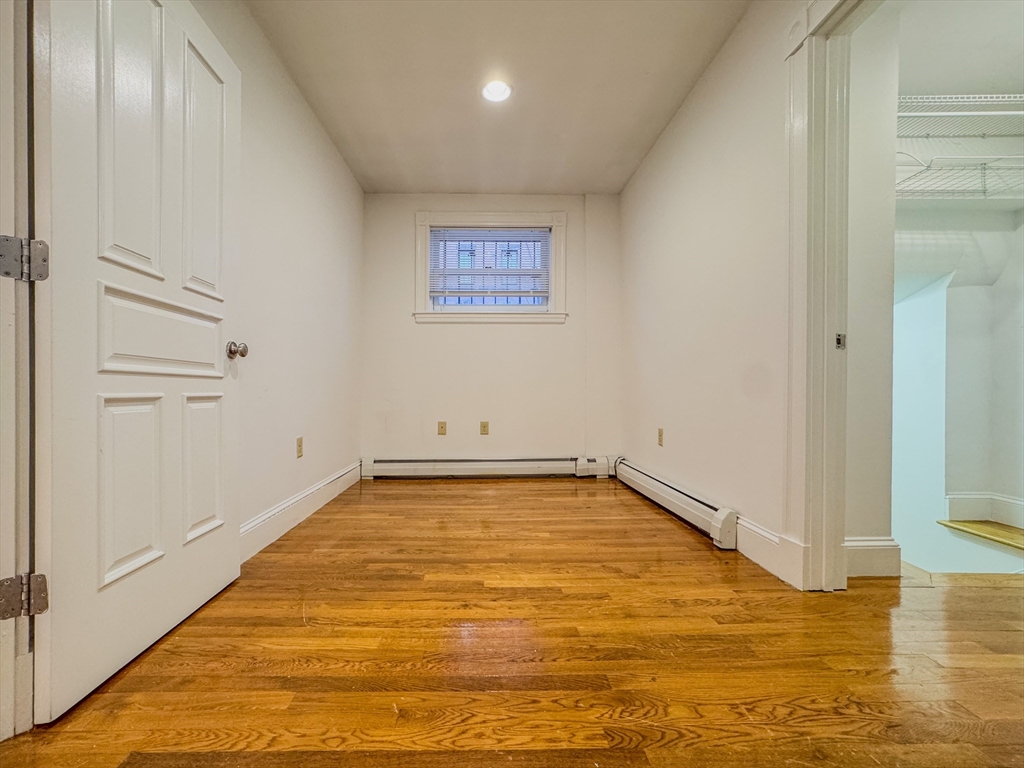 195 Commonwealth Ave, Back Bay