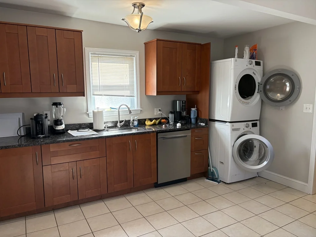 73 Nichols Ave, Watertown