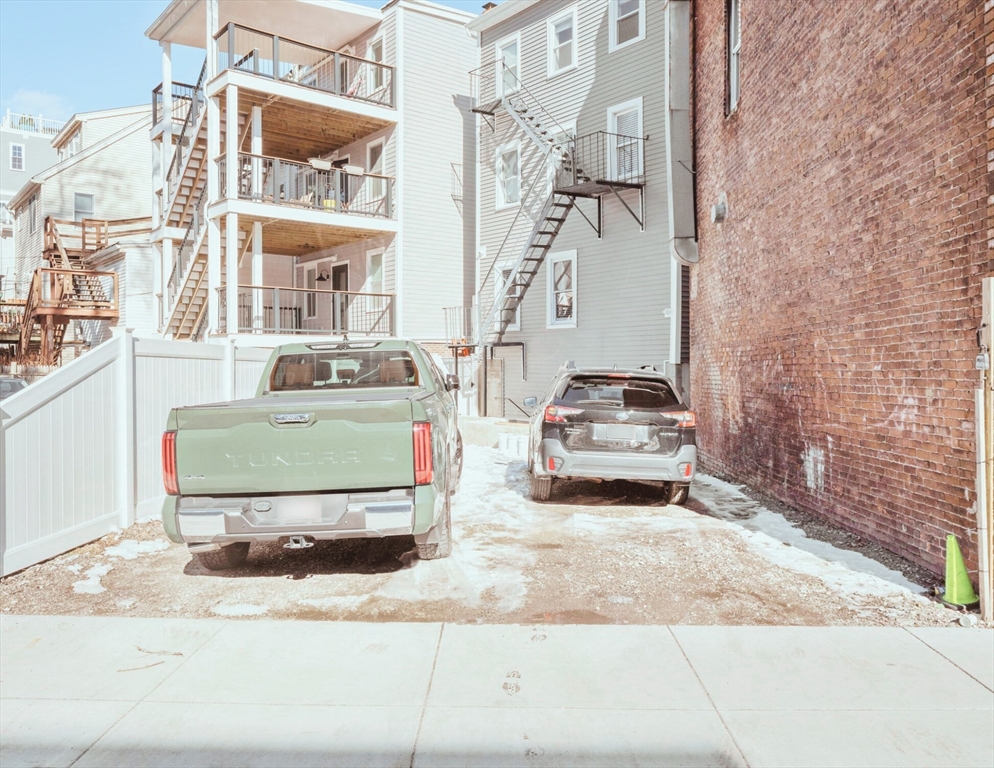 47 Mercer St, South Boston