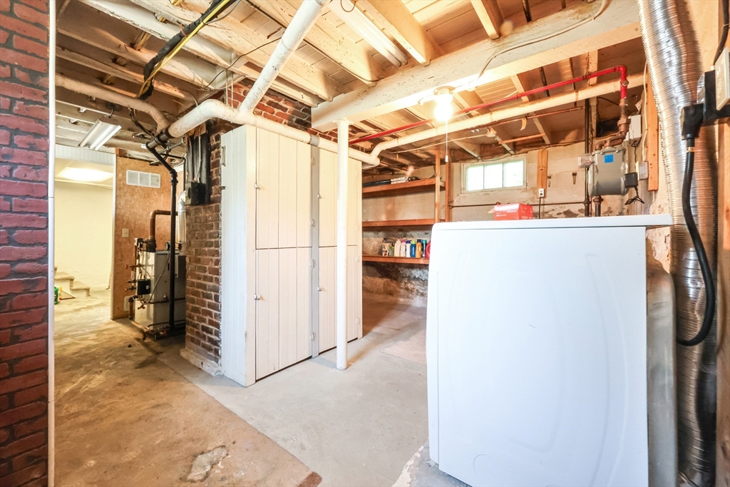 60 Verndale Ave, Attleboro