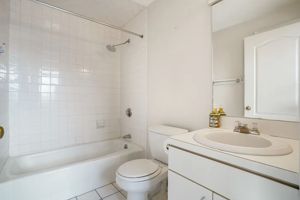 533 Columbus Ave, South End