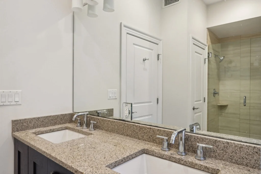 1471 Beacon St, Coolidge Corner