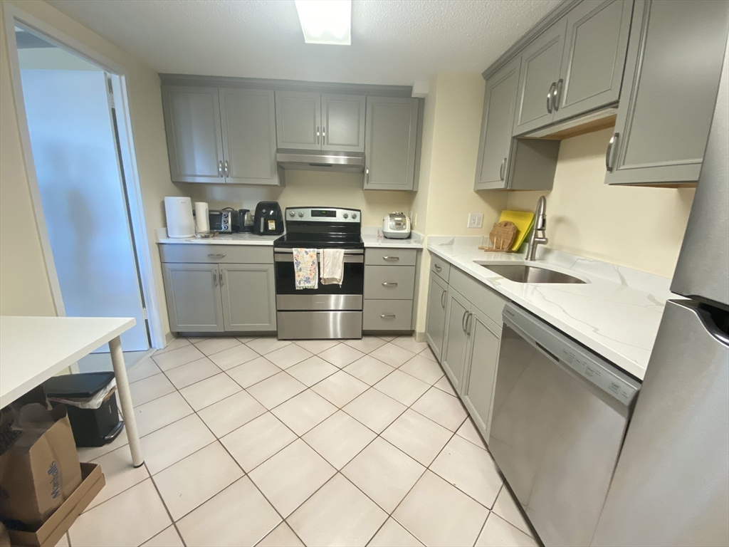 1731 Beacon St, Brookline