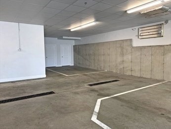 49 Leyden St, East Boston