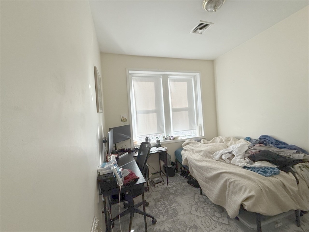 11 Vancouver St, Fenway