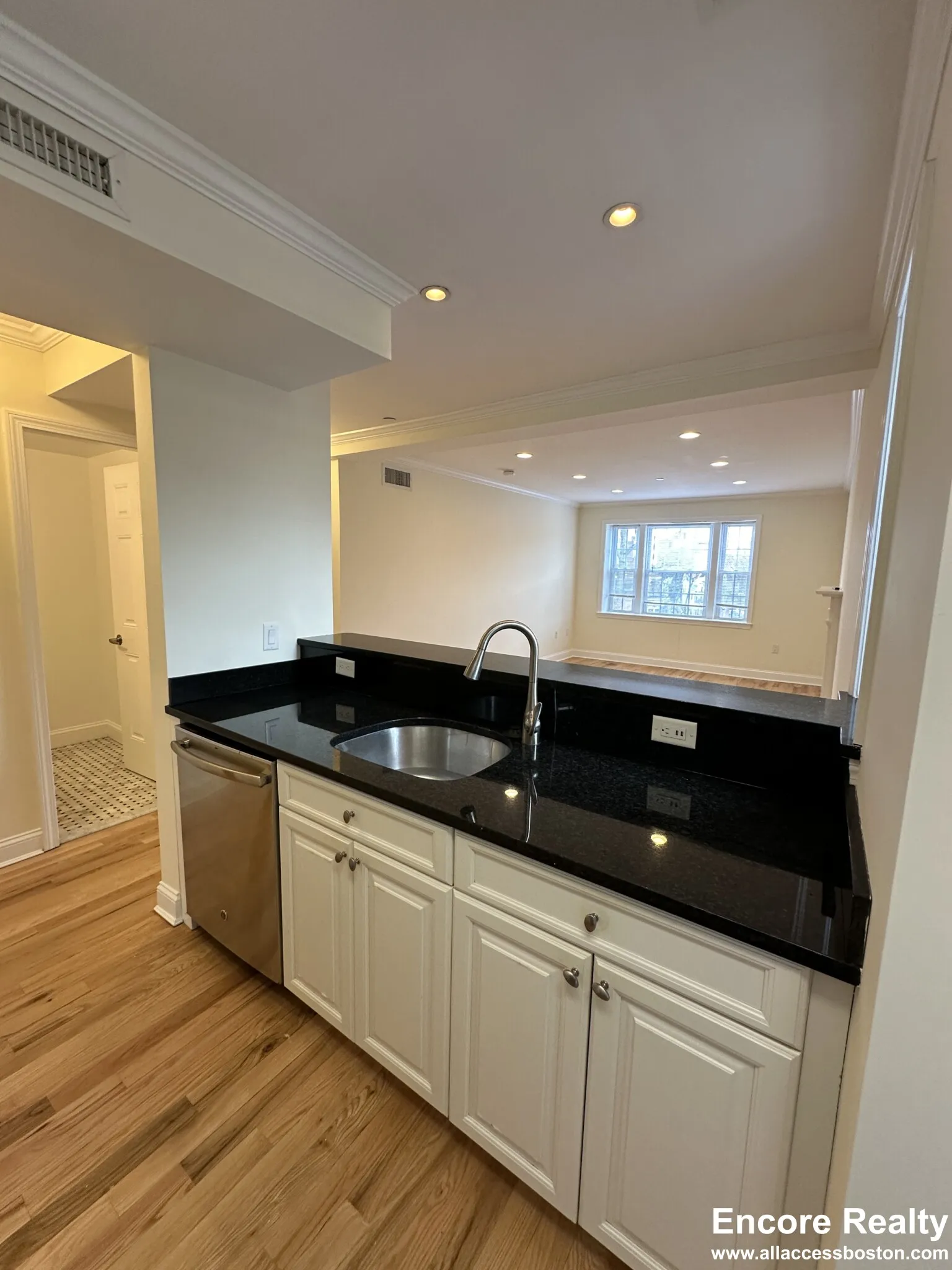 56 Langdon St, Neighborhood Nine