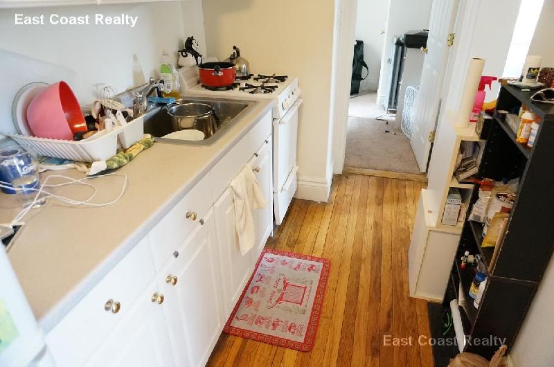 6 Camelot Ct, Brighton