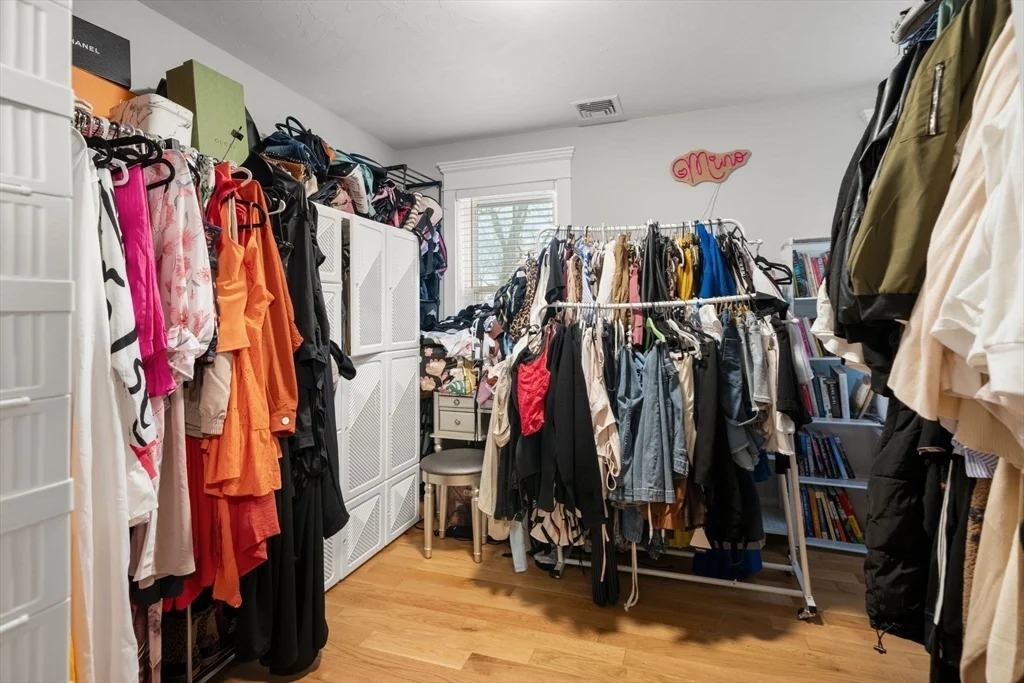 8 Patrick St, Attleboro