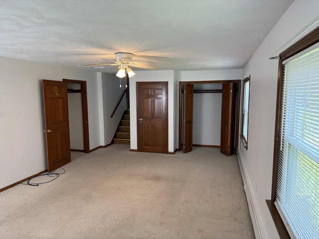16 Indian Rock Dr, Saugus