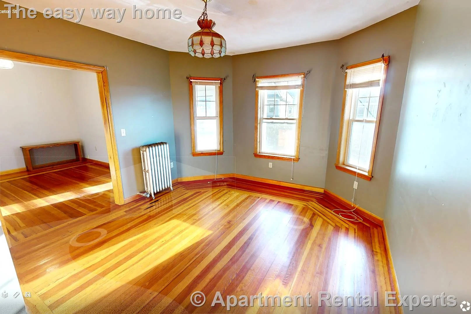 27 Princeton St, Tufts