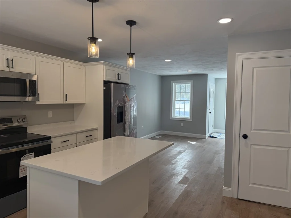 25 Kashmir's Way, Middleboro