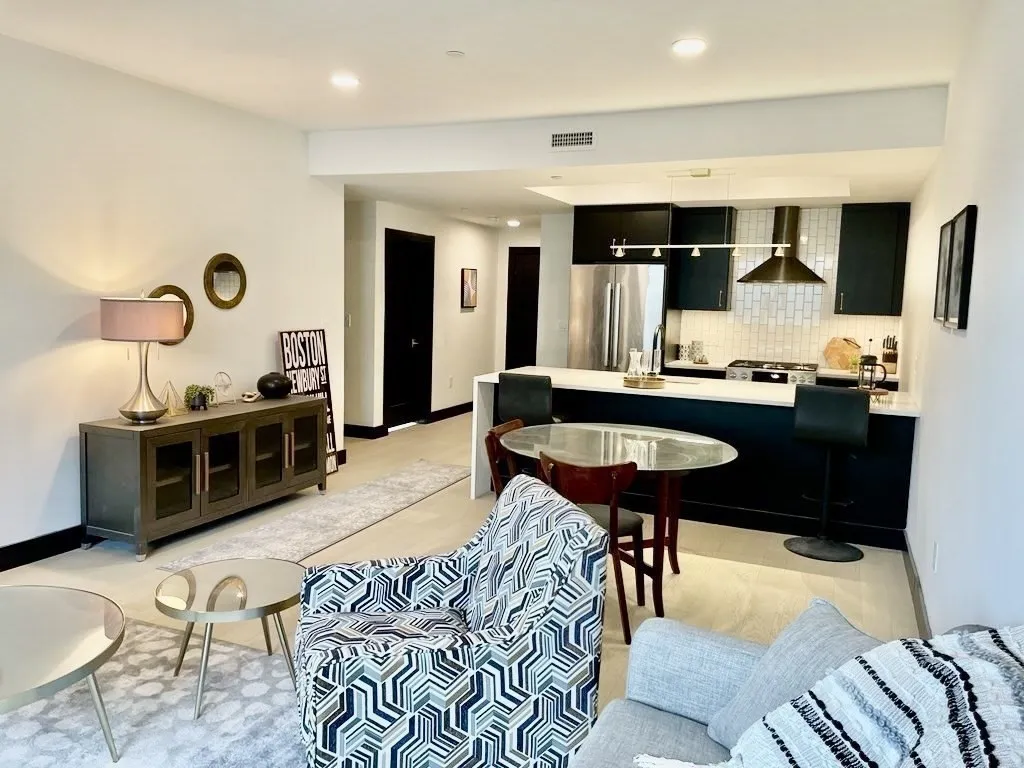 395 Alewife Brook Pkwa, West Somerville