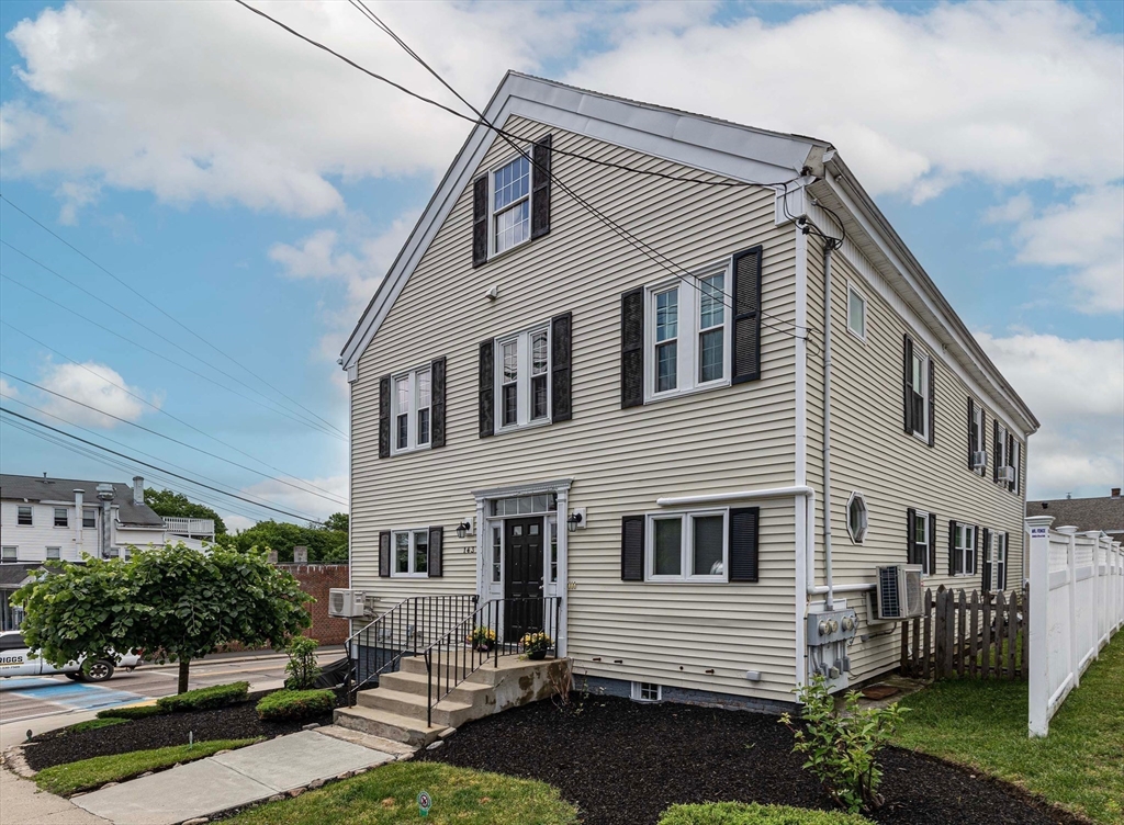 143 Village St, Medway