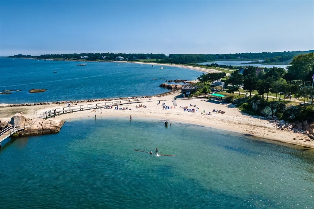 3 Nonquitt Ave, Nonquitt