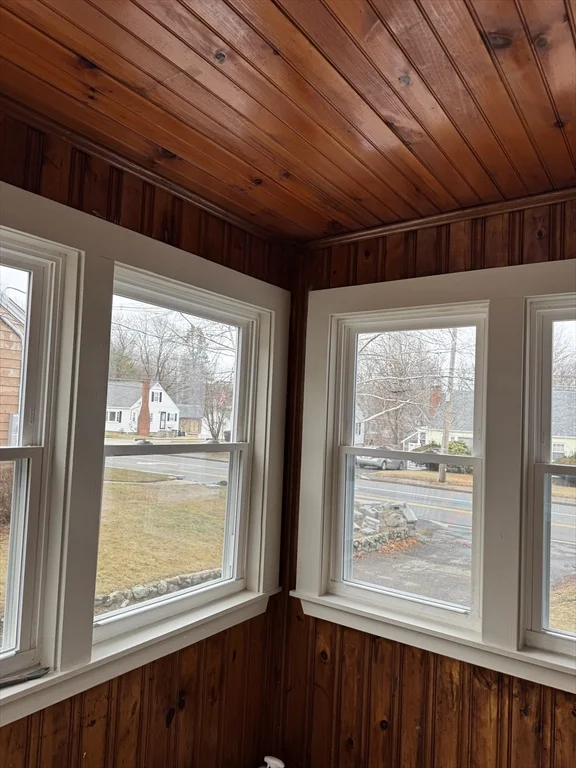 324 Lowell St, Peabody