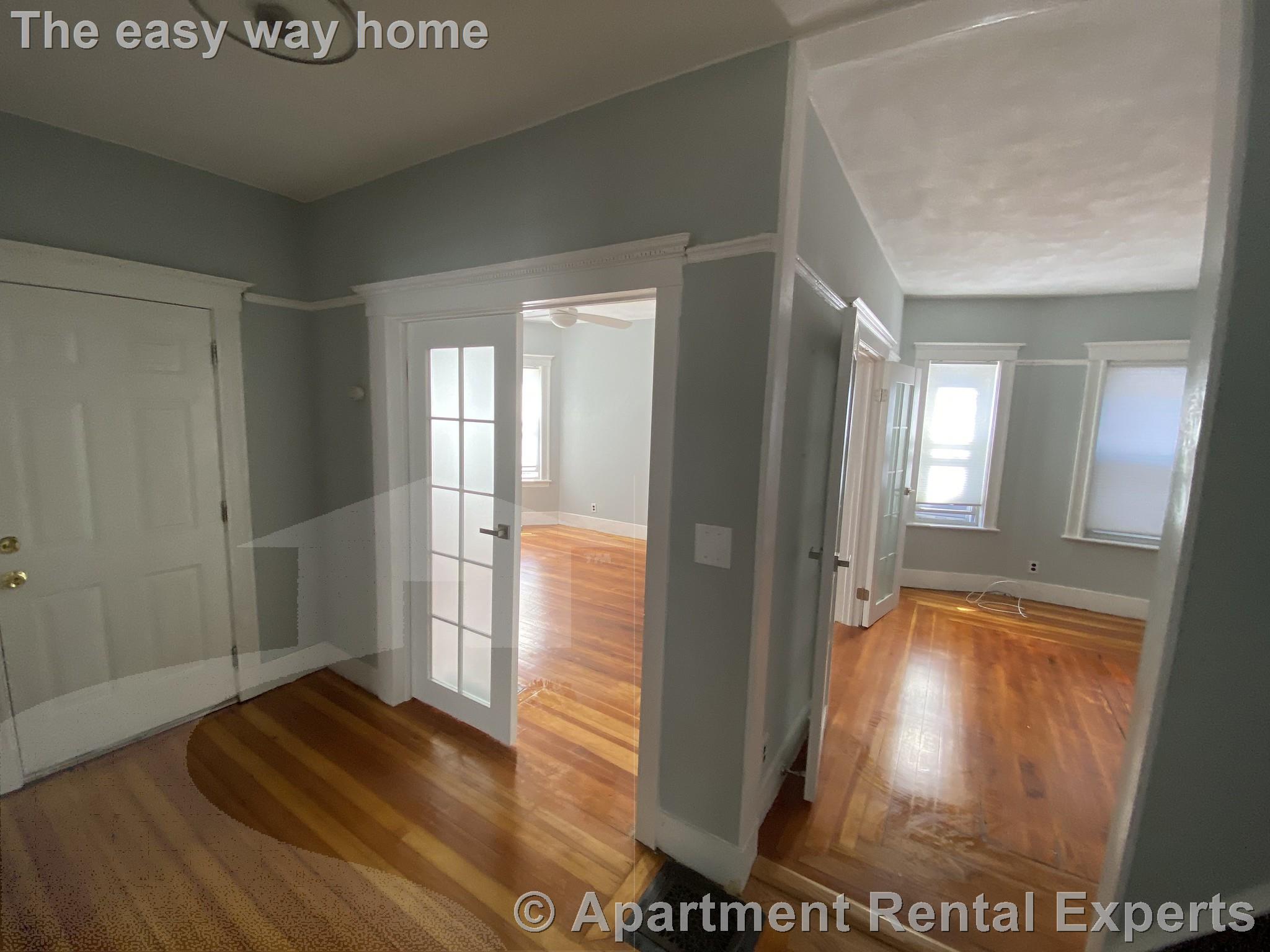 7 Bay State Ave, Davis Square