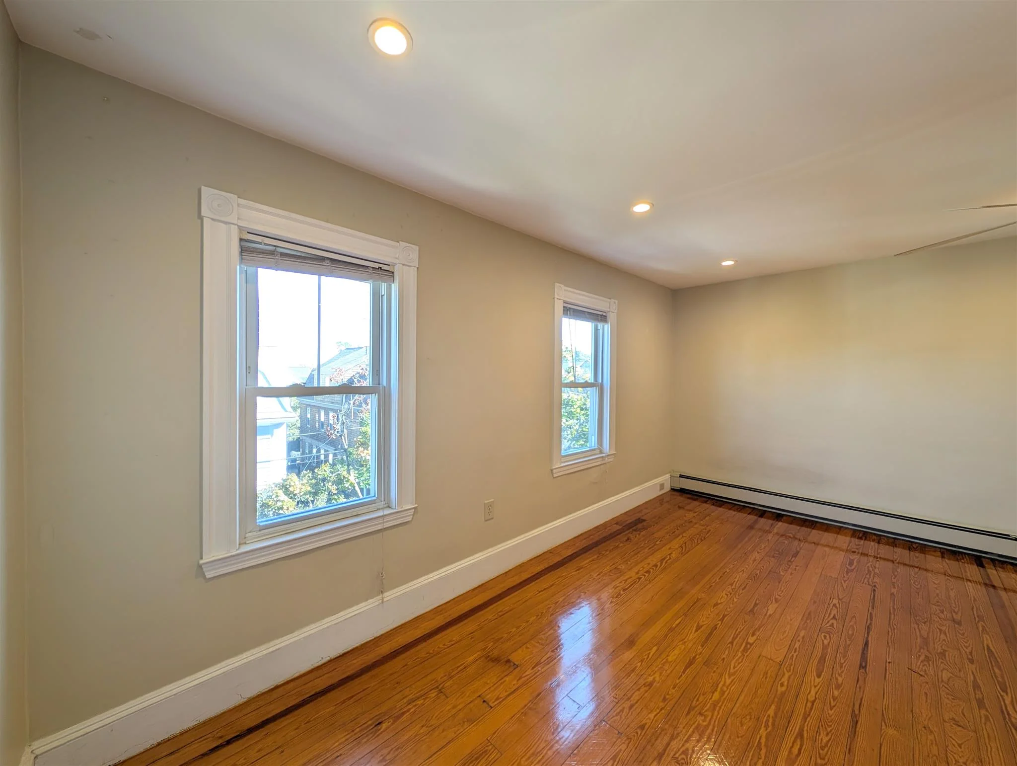 41 Bay State Ave, Powder House Square