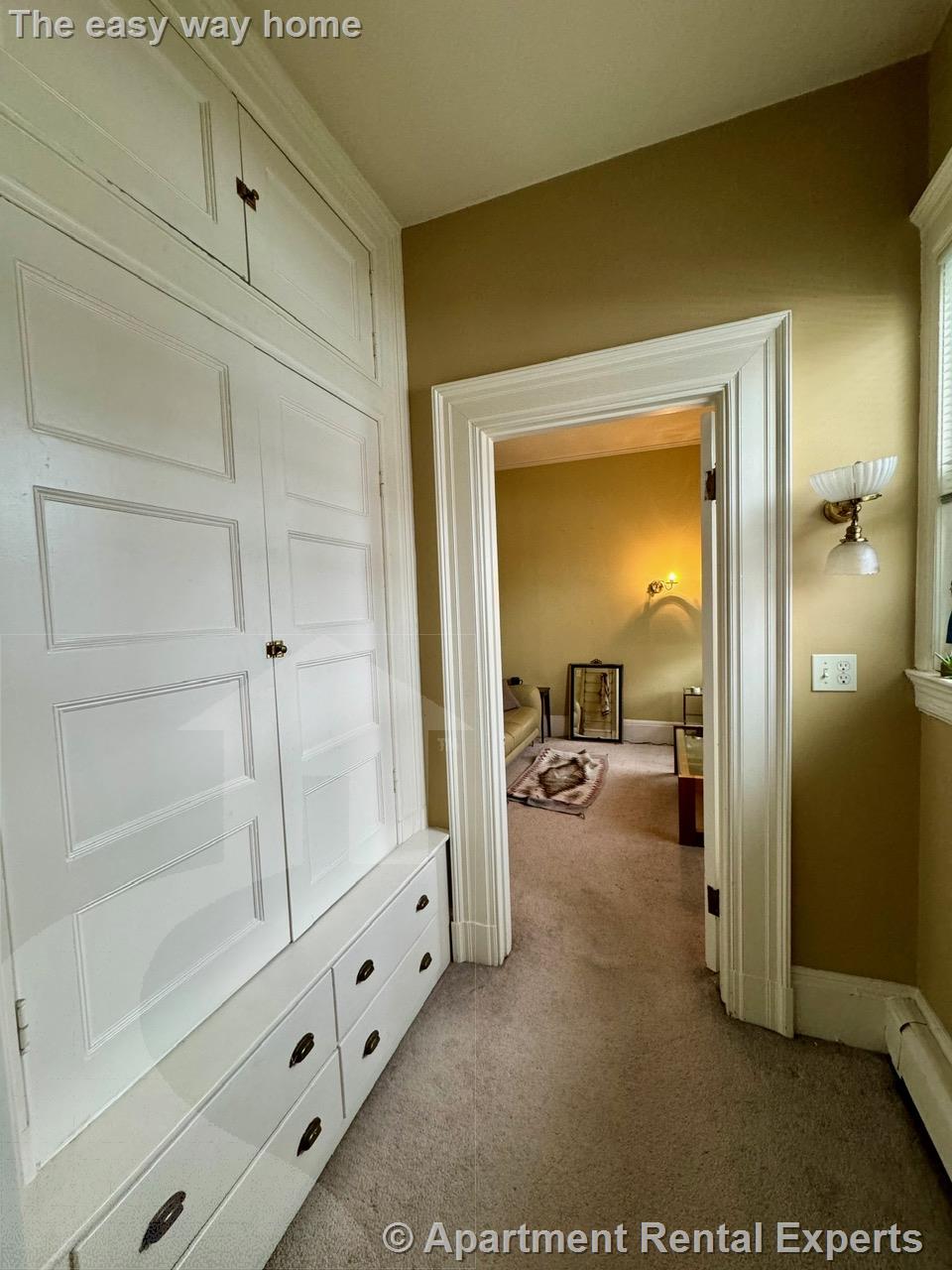 380 Broadway, Winter Hill