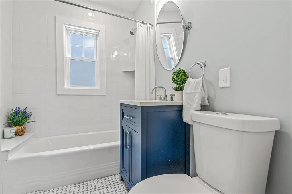 44-46 Woods Ave, West Somerville