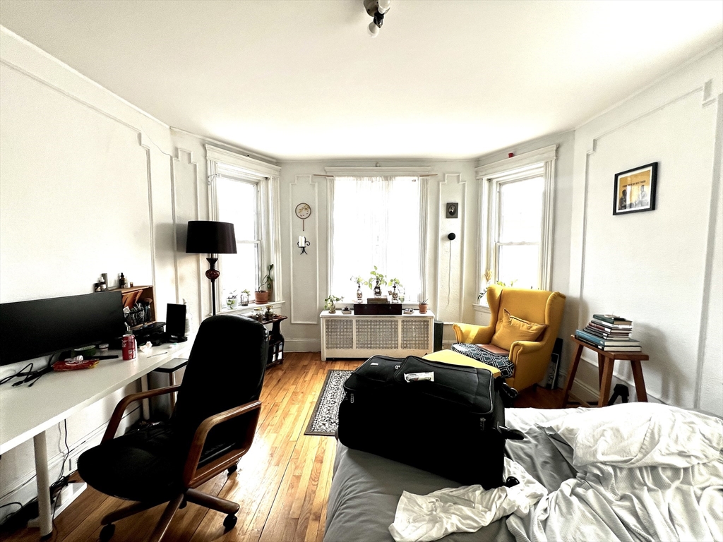 74 Babcock St, Coolidge Corner