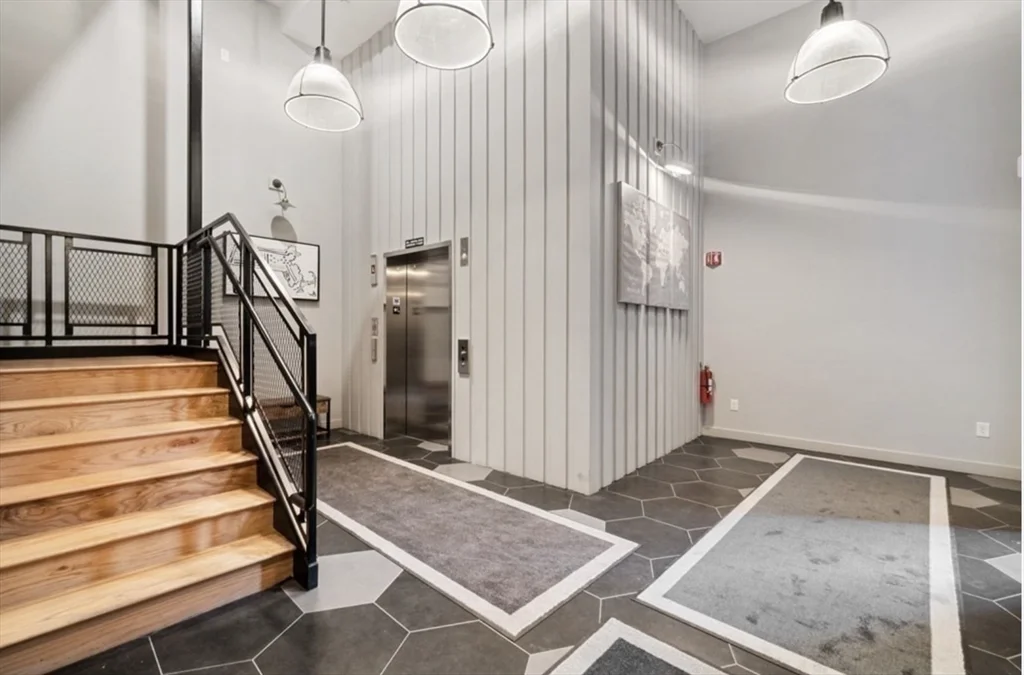 217-221 Essex St, Salem