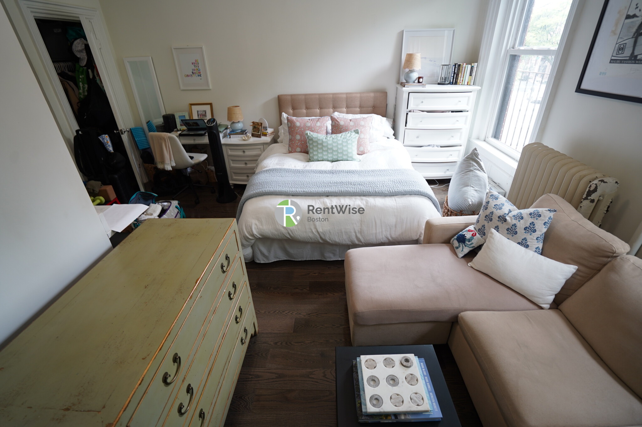 90 Charles St, Beacon Hill