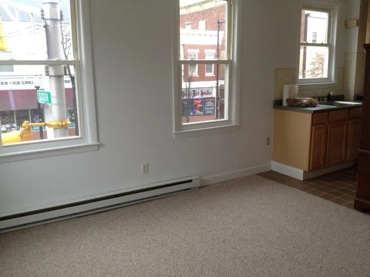 521 Cambridge St, East Cambridge