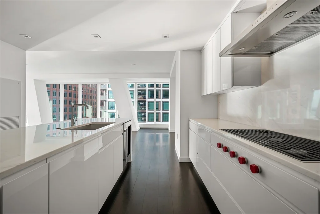 150 Seaport Blvd, Seaport District